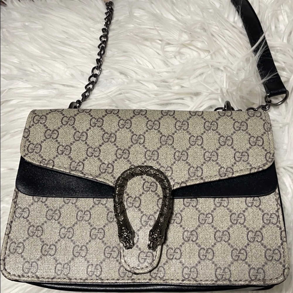 Cute shoulder bag